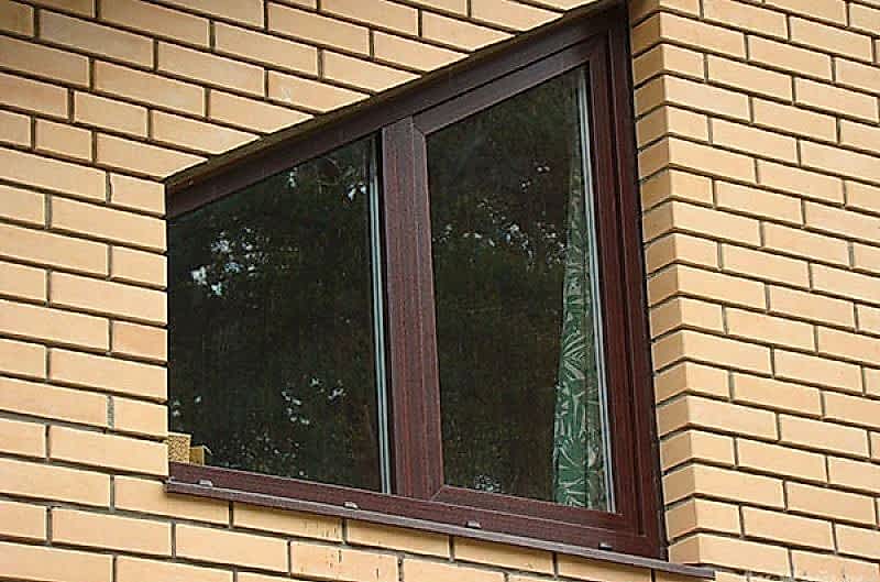 Фото нестандартного трапециевидного окна из ПВХ профиля